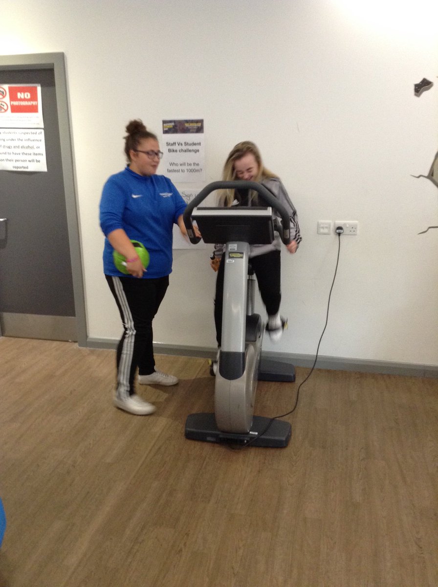 Great start to the day here <a href="/sunderlandcol/">Sunderland College</a> for #nationalfitnessday #GetInvolved <a href="/Melanie_keith18/">Melanie Keith</a>
