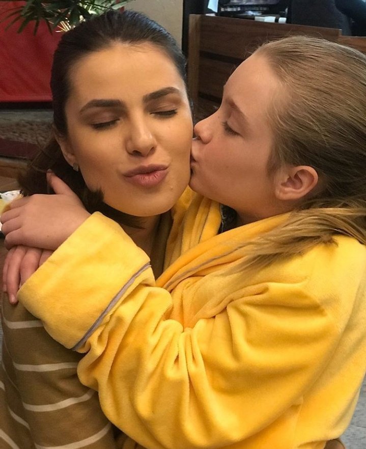 MINILORENALOIRA's tweet photo. Titia Linda ❤️ https://t.co/yM7bbwgb4J