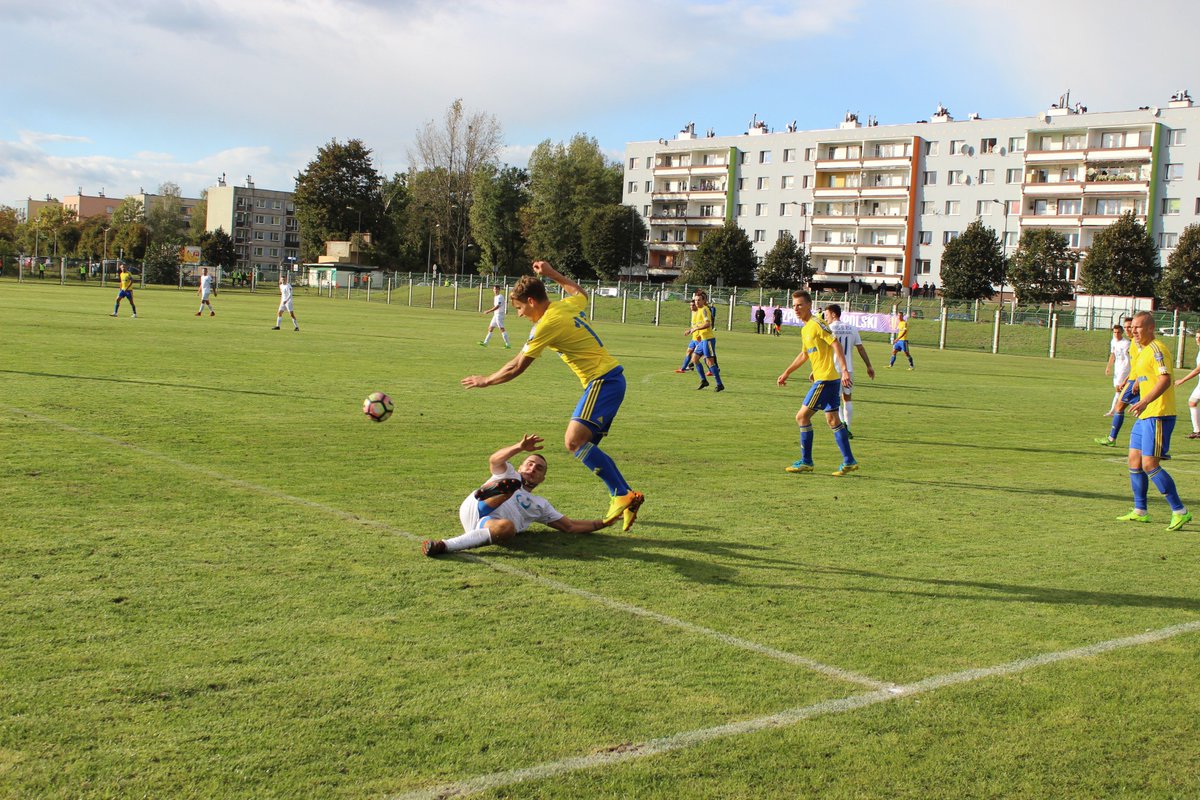 MKS_Slask's tweet photo. #MKSŚląskŚwiętochłowice #ŚląskŚwiętochłowice #ArkaGdynia #Gdynia #Ekstraklasa #Puchar #PZPNPuchar #PZPNPucharPolski #PZPN  #Świętochłowice #Świony #SlaskiZPN #HAIZIVliga #IVliga #Swietochlowice #Swiony #FOTO https://t.co/FyAjm4HO2T