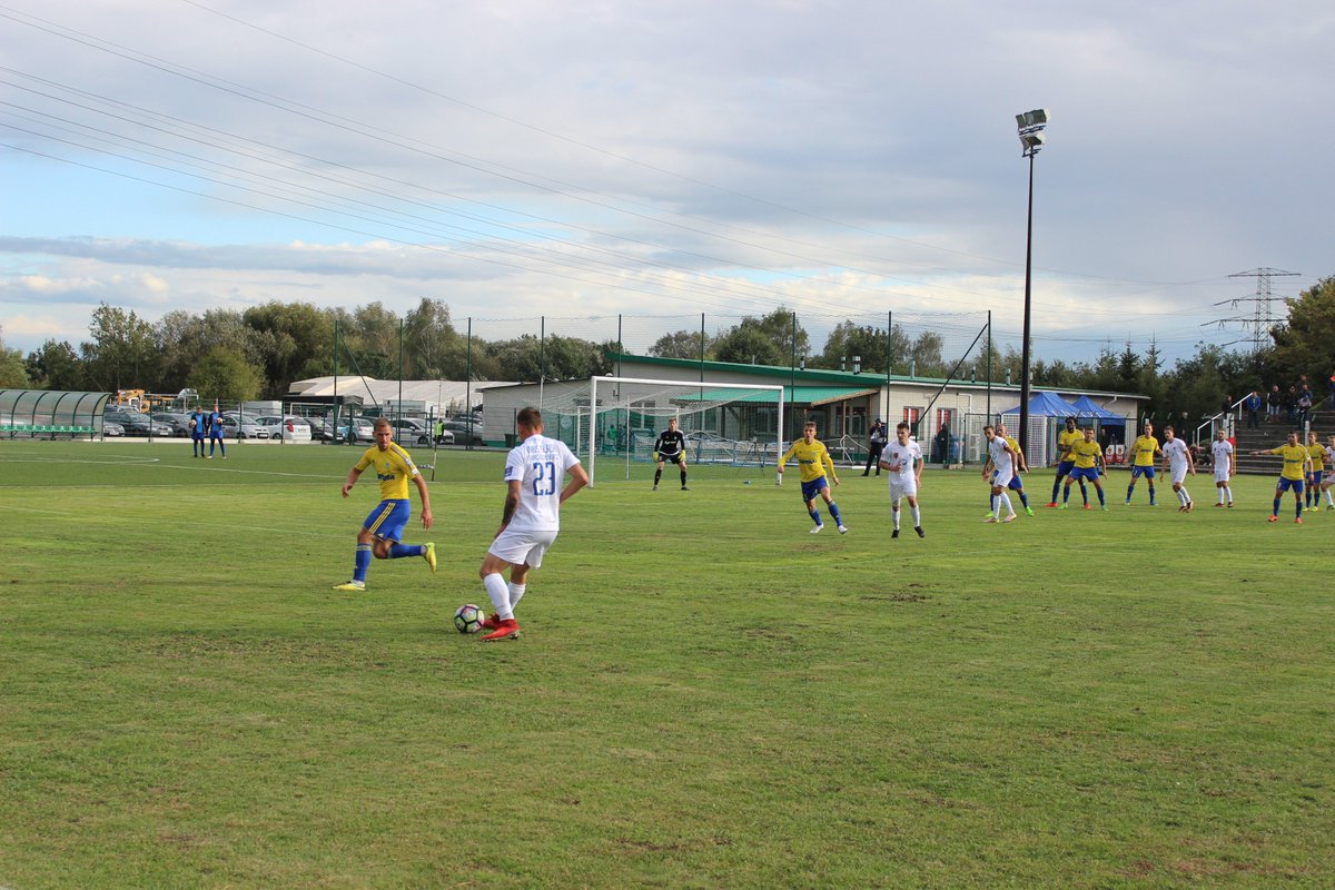 MKS_Slask's tweet photo. #MKSŚląskŚwiętochłowice #ŚląskŚwiętochłowice #ArkaGdynia #Gdynia #Ekstraklasa #Puchar #PZPNPuchar #PZPNPucharPolski #PZPN  #Świętochłowice #Świony #SlaskiZPN #HAIZIVliga #IVliga #Swietochlowice #Swiony #FOTO https://t.co/f0MJSQm52Z