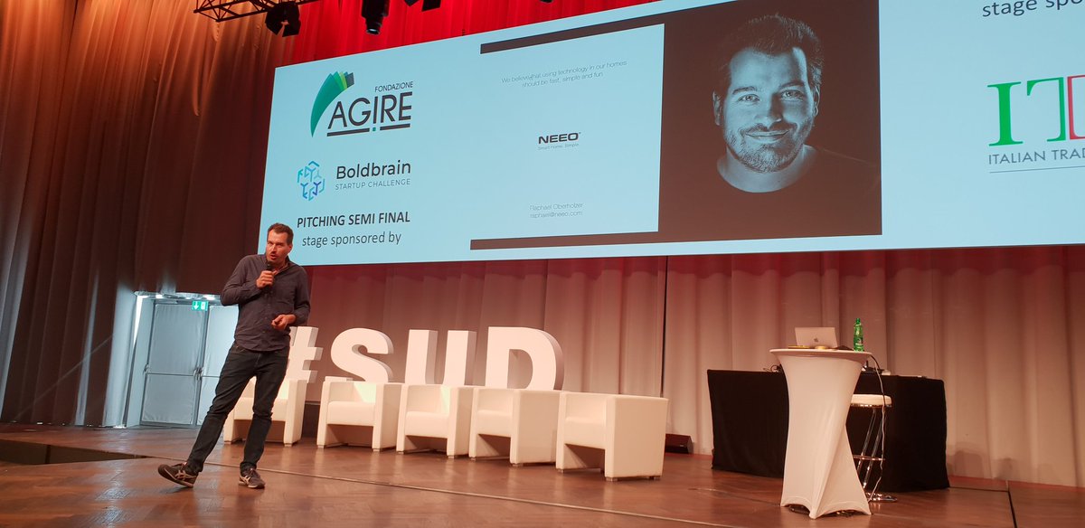 beadvancedAG's tweet photo. Raphael from @NEEO #pitching in the Semi #Finals at #SUD2018. @StartupInvestCH https://t.co/wfGrDds1FT