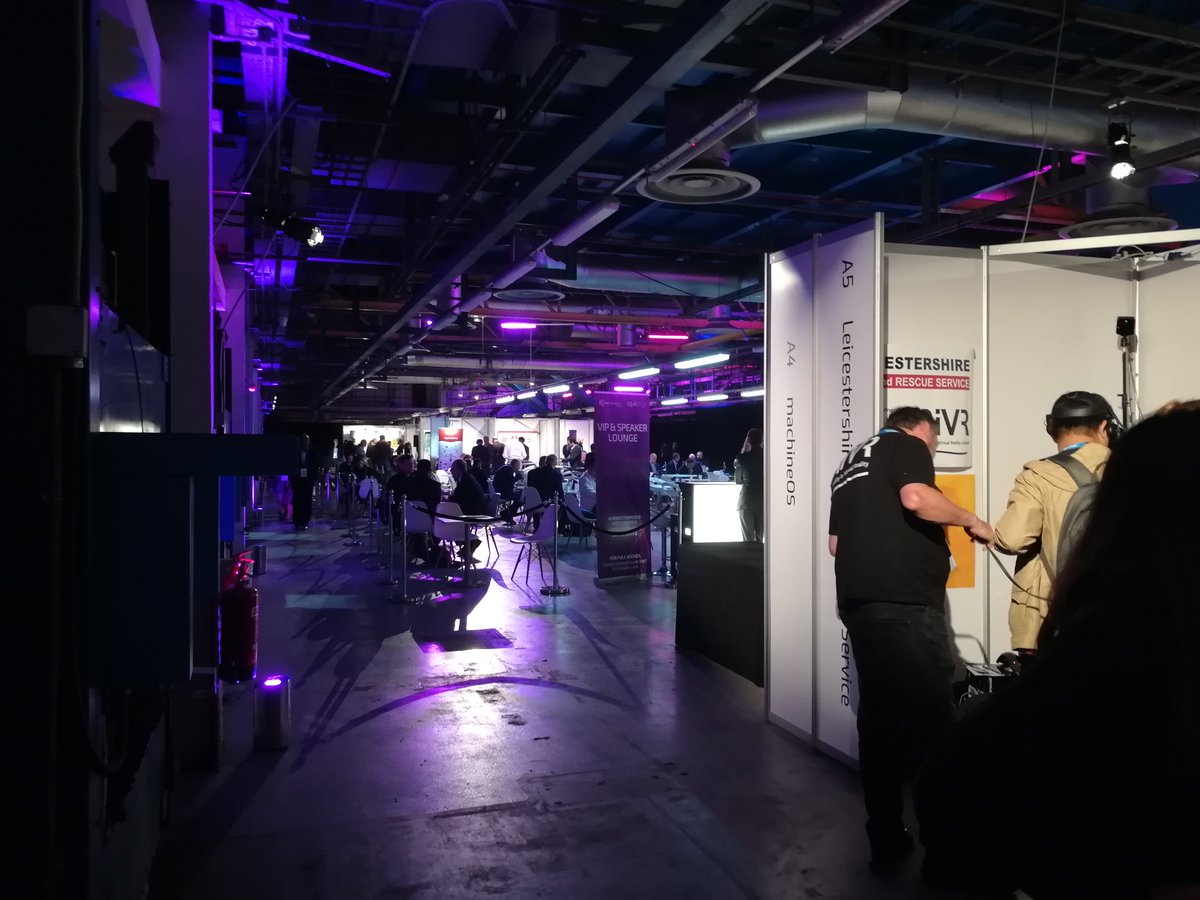 NekkoCapital's tweet photo. We are all over! 🙌 🇬🇧 Also in #London, #UK we are present at the #ConnectedWorld and #AITechWorld event ready to hear everything about #AI #ArtificialIntelligence @AITechWorld #innovation #smartworld #smartfuture #NekkoCapital #NekkoSystem https://t.co/YeAMBHV7xX