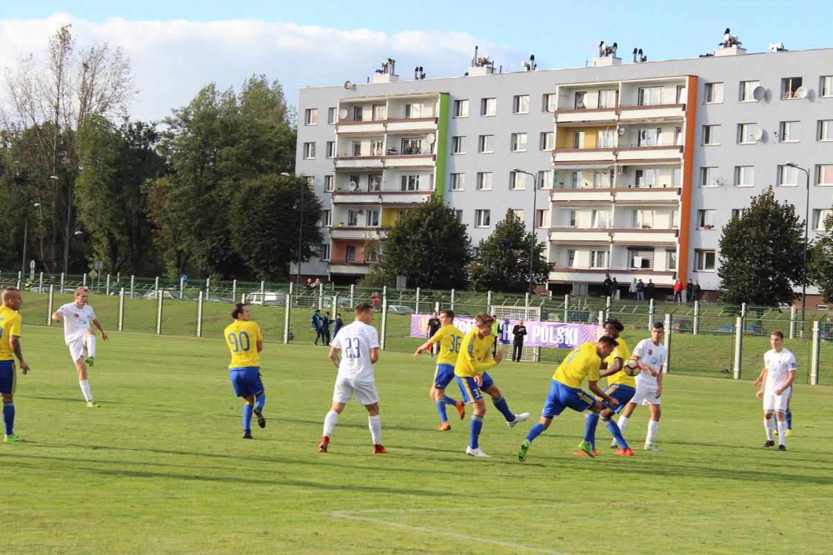 MKS_Slask's tweet photo. #MKSŚląskŚwiętochłowice #ŚląskŚwiętochłowice #ArkaGdynia #Gdynia #Ekstraklasa #Puchar #PZPNPuchar #PZPNPucharPolski #PZPN  #Świętochłowice #Świony #SlaskiZPN #HAIZIVliga #IVliga #Swietochlowice #Swiony #FOTO https://t.co/fSuHFuT1ow