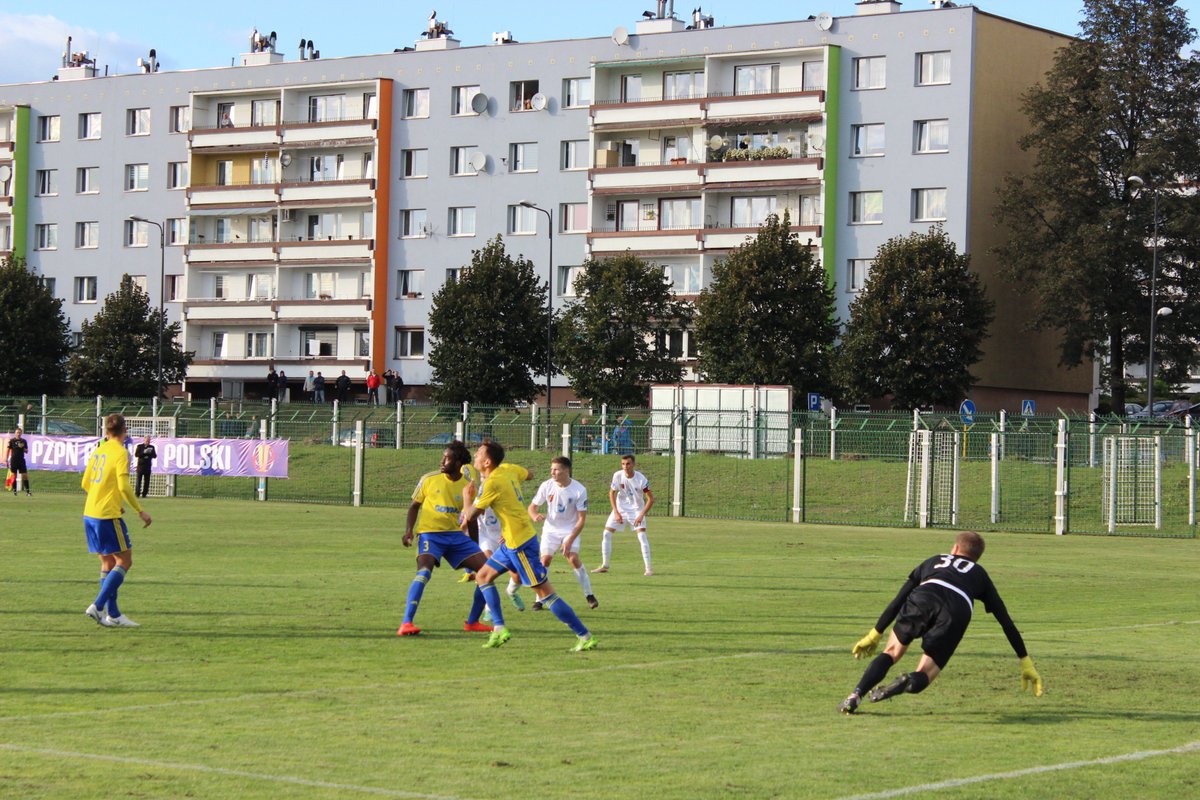 MKS_Slask's tweet photo. #MKSŚląskŚwiętochłowice #ŚląskŚwiętochłowice #ArkaGdynia #Gdynia #Ekstraklasa #Puchar #PZPNPuchar #PZPNPucharPolski #PZPN  #Świętochłowice #Świony #SlaskiZPN #HAIZIVliga #IVliga #Swietochlowice #Swiony #FOTO https://t.co/fSuHFuT1ow