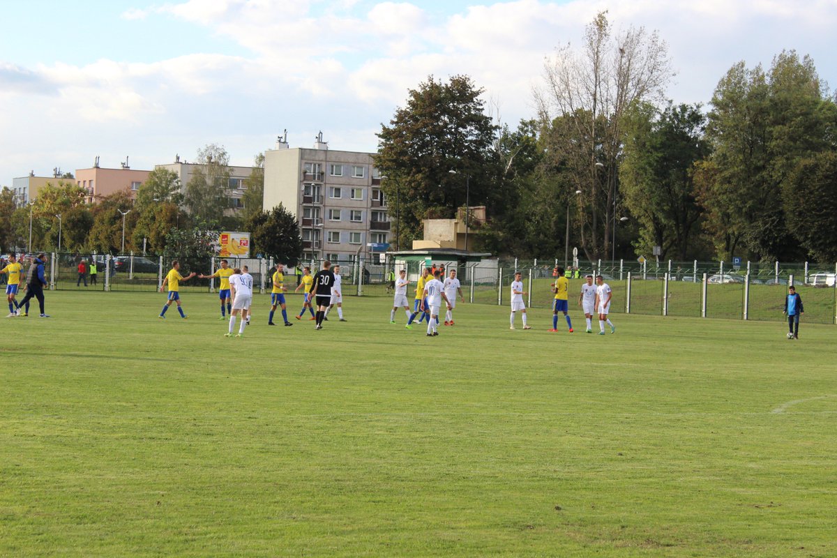 MKS_Slask's tweet photo. #MKSŚląskŚwiętochłowice #ŚląskŚwiętochłowice #ArkaGdynia #Gdynia #Ekstraklasa #Puchar #PZPNPuchar #PZPNPucharPolski #PZPN  #Świętochłowice #Świony #SlaskiZPN #HAIZIVliga #IVliga #Swietochlowice #Swiony #FOTO https://t.co/fSuHFuT1ow