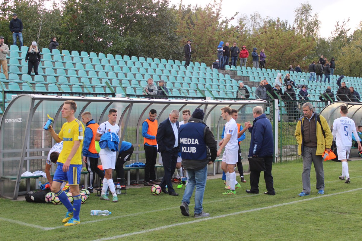 MKS_Slask's tweet photo. #MKSŚląskŚwiętochłowice #ŚląskŚwiętochłowice #ArkaGdynia #Gdynia #Ekstraklasa #Puchar #PZPNPuchar #PZPNPucharPolski #PZPN  #Świętochłowice #Świony #SlaskiZPN #HAIZIVliga #IVliga #Swietochlowice #Swiony #FOTO https://t.co/gHlzmTS9J8