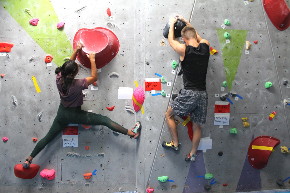 WarehouseClimb's tweet photo. Selection of pic from the @WarehouseClimb Boulder Comp now available over on our Facebook page, including this shot & many more! https://t.co/uNYiL2OY7U #IndoorClimbing #BoulderComp #Gloucester https://t.co/8qrCxwPCg7