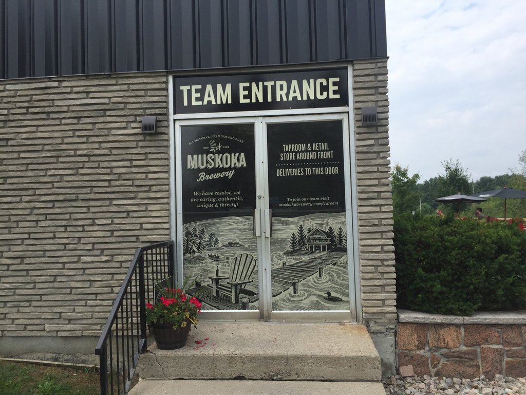 This is view-through (perforated vinyl). Made so you can see out, but not in.

#bracebridge #gravenhurst #portcarling #bala #huntsville #muskoka #signs #signmaker #signmakers #graphics #vinyl #viewthrough #perforatedvinyl #sublimegraphics #art #design