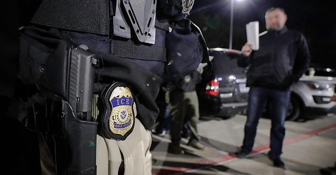 View image on Twitter