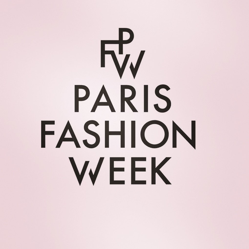 Moda FH | ➡️ Seguimos las huellas de las Semanas de la Moda en Europa, ahora es el turno de París 🗼 #PFW con la cobertura de Matilde Carlos (@tendenciera) para #RevistaFHenPFW 👏 ¡Seguínos en Facebook, Instagram y Twitter <a href="/revistafh/">Revista FH</a>! ✨#TendencieraenMPFW #ParisFashionWeek