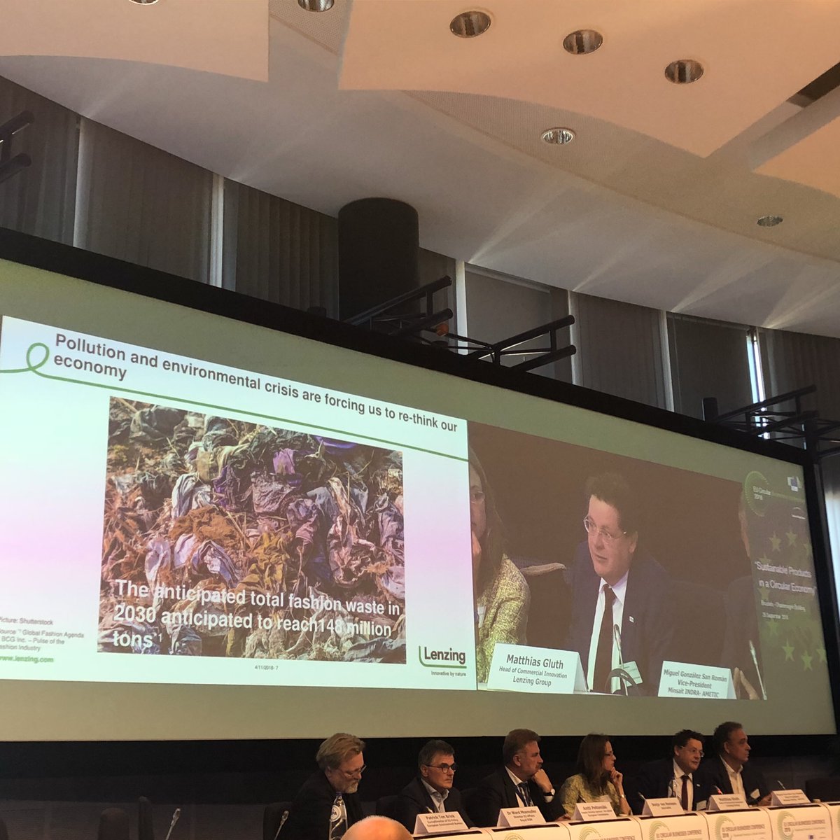 CBE_JU's tweet photo. #BBECircularConf “The total fashion waste is expected to reach 148 million tons in 2030. We need to move towards natural, responsible &amp; renewable sources and to adopt sustainable technology &amp; innovation.” @MWGluth @LenzingAG https://t.co/FOS6t3hIt5