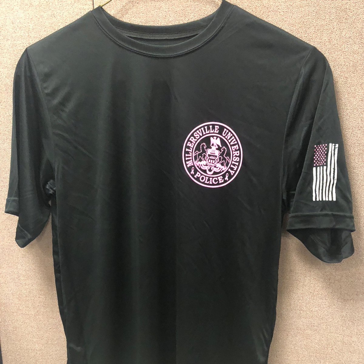 LititzPolice's tweet photo. #SaveTheDate - We are teaming up with our friends from @millersvilleu police for #LititzSecondFriday on October 12th ...we will have our #PinkPatchProject booth set up from 5pm to 9pm on East Main Street near the post office. Stop by to get your hands on patches and shirts !!! https://t.co/nzKqiJUtB3
