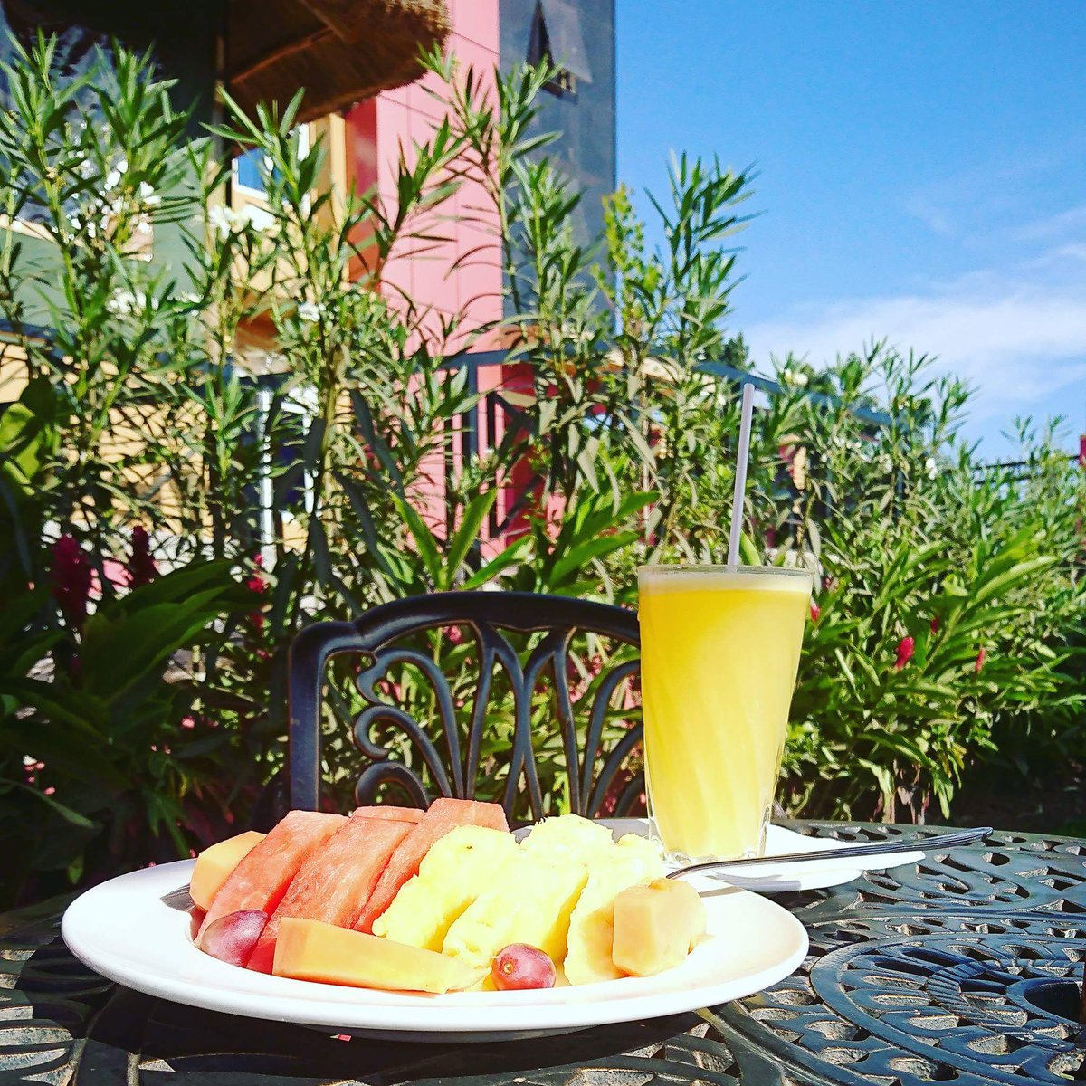 hotel_nyumbani's tweet photo. Yummy 😛😛😛😛😍😍😍. Do you want it in juicy or fruity? #yummy #yummyfood #yummymummy #tastytreat #tastywednesday #foodfantasy #twdtvshow https://t.co/8nLizqicWa