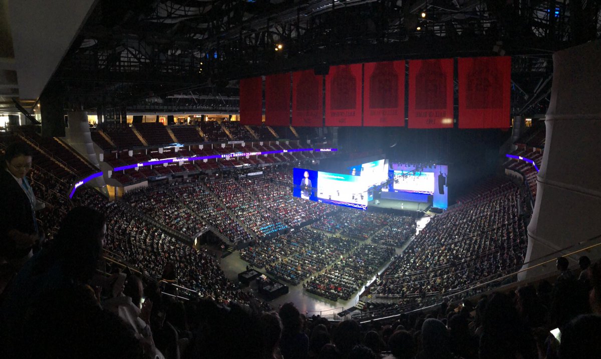 prakattack88's tweet photo. So inspiring to be at #ghc2018 !!!! #WeAreHere to make an impact!  Thank you, #RedHat for helping me get here! https://t.co/JRdsmaZtUv