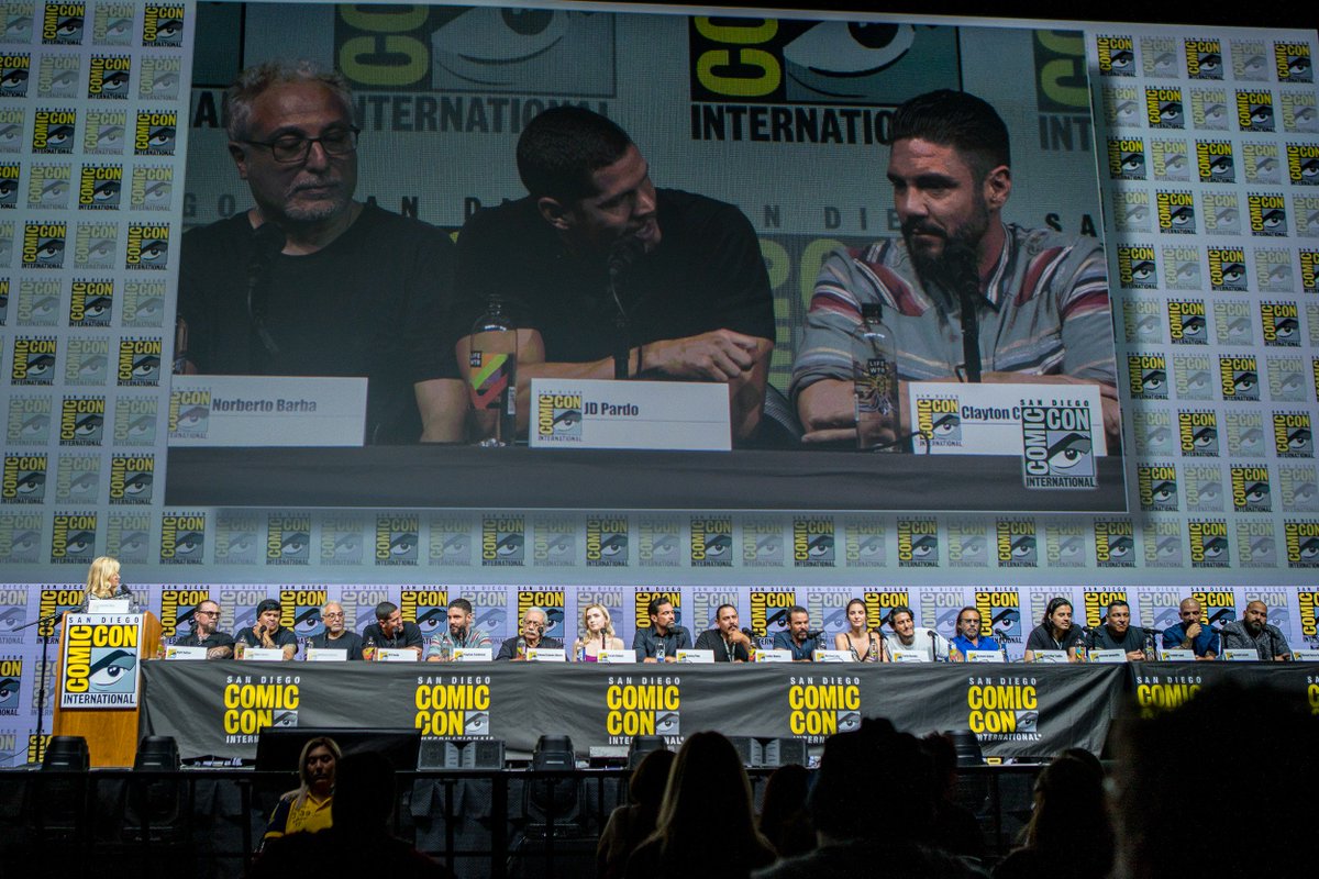 TheGeekLens's tweet photo. My pictures from the @MayansFX panel at #SDCC w/ @sutterink @JDPardo @cardenasclayton @edwardjolmos @SarahBolger @TheDannyPino @EmilioRivera48 @MichaelIrby @CarlaBaratta @CabralRichy @antoniojmllo &amp; more are now on the site.

https://t.co/MASUJh9UmJ

#MayansFX #MayansMC #SOA https://t.co/j4J98rX2iz