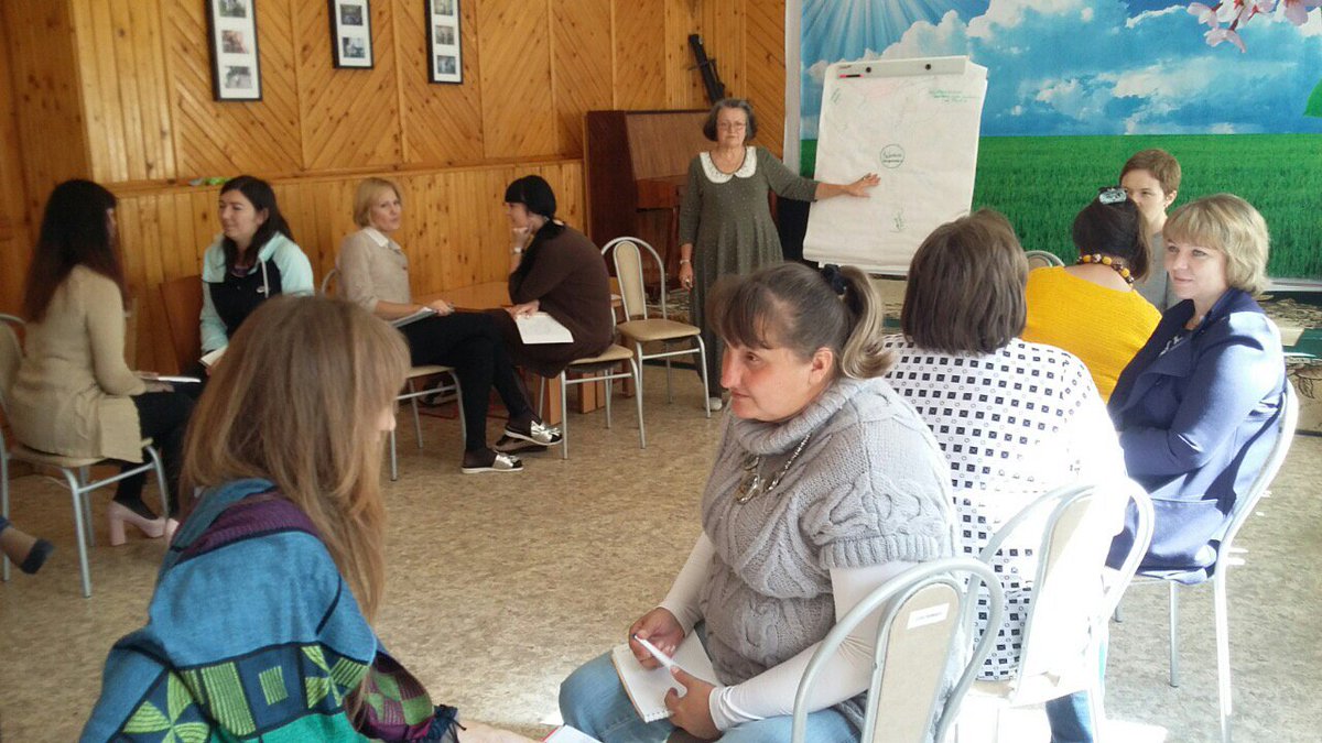 opklin's tweet photo. Первое занятие семинара-практикума «Работа с социальным окружением семьи и детей, находящихся в трудной жизненной ситуации» провела руководитель комиссии по здравоохранению, социальной политике и качеству жизни, заслуженный работник соц. защиты Московской области Галина Королева https://t.co/O3kpzO22aR