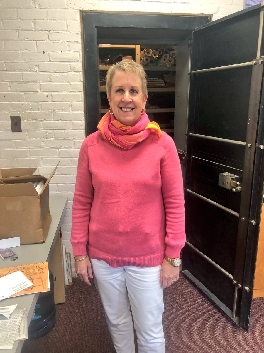 ArnoldShorey's tweet photo. Happy Birthday 🎂 🎁🎊🎉to Cathy Hall as she is 29 years ( that is what she told me) old today. #verydedicated to the alumni @foxcroftacademy #happybirthday https://t.co/y5MuIpxVwv