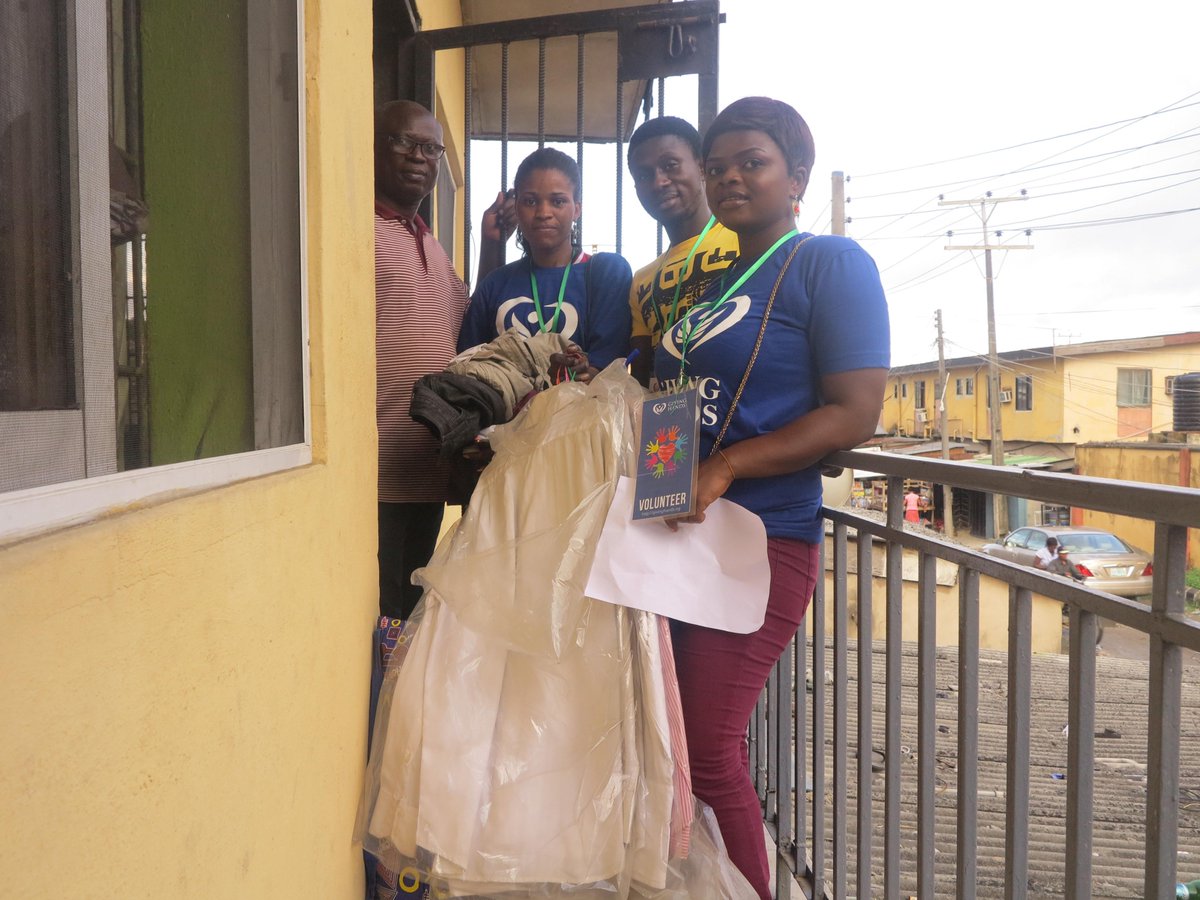 GivingHandsNG's tweet photo. Who says Nigerians are selfish? 
Just take a look at the massive support and donations we got on our Gbagada donation drive. Thanks for showing love to the less-privileged, we love you too❤️❤️❤️ https://t.co/R0h4S8urvv