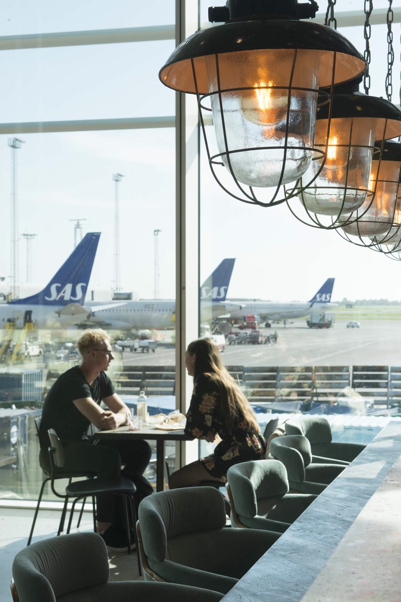duncalf_design's tweet photo. Looking out from the new  @gormspizza (which we designed) at the new @copenhagenairport F&amp;B area (which we masterplanned) onto the apron. #restaurantinterior #airportrestaurant #restaurantinteriordesign https://t.co/3v4TEI2dJd