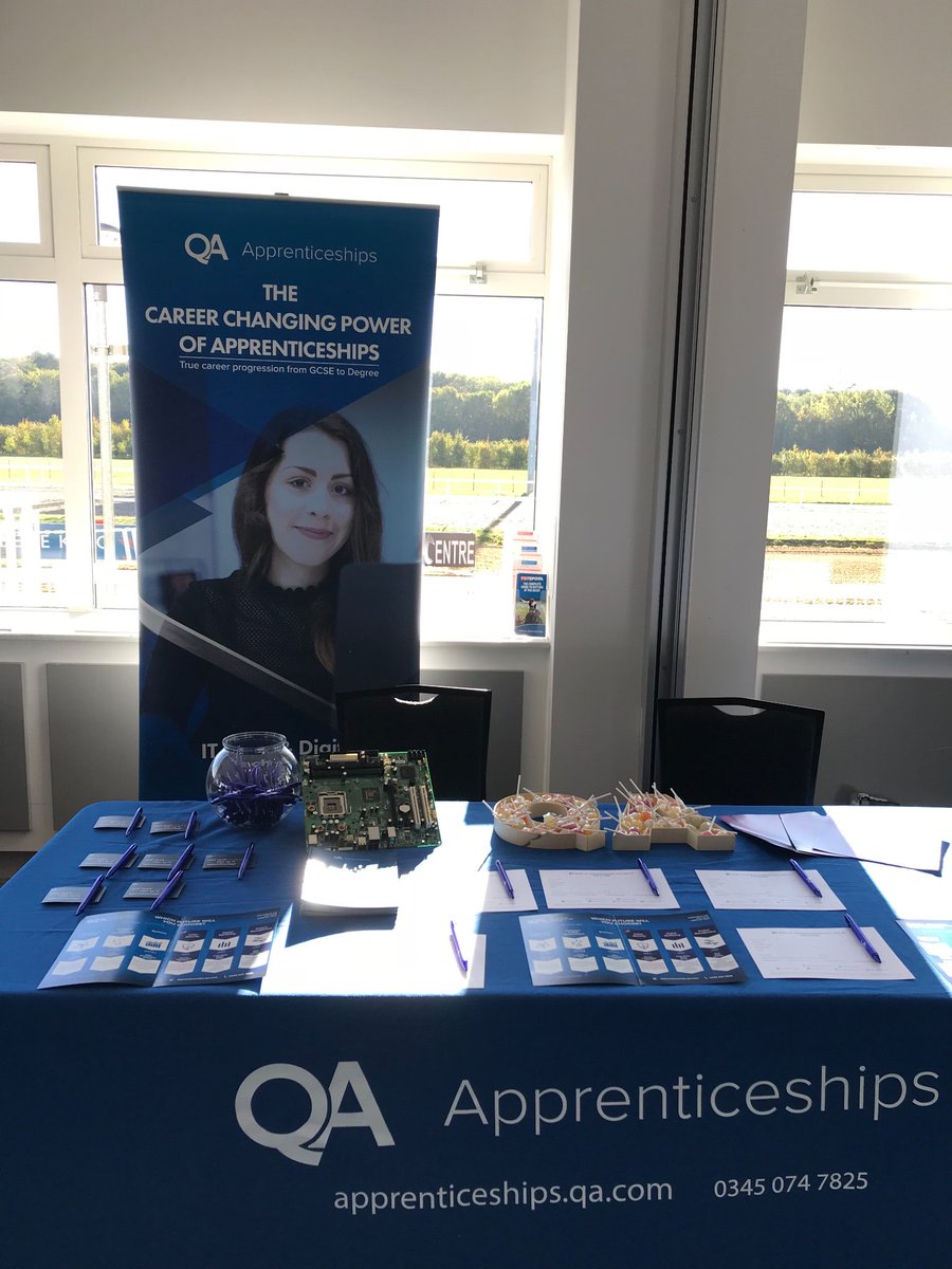 QA_SarahC's tweet photo. It’s been a great day @braintreecareersday with @MakeHappenEssex. I’ve met loads of great students looking to start their tech career @QAApprentices https://t.co/gTHKkdEWhR
