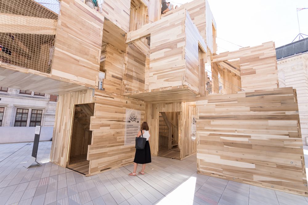 HCarpenterrrr's tweet photo. Take a look at my @tweetsbyLMC blog looking at the benefits of modular construction, as demonstrated by @WaughThistleton's #MultiPlyLDF #crosslaminatedtimber structure at #LDF18. 
(p.s - that is actually me in the photo, v.authentic content here at LMC) https://t.co/Y8qQOnYCoN https://t.co/Wr8SSHRWrl