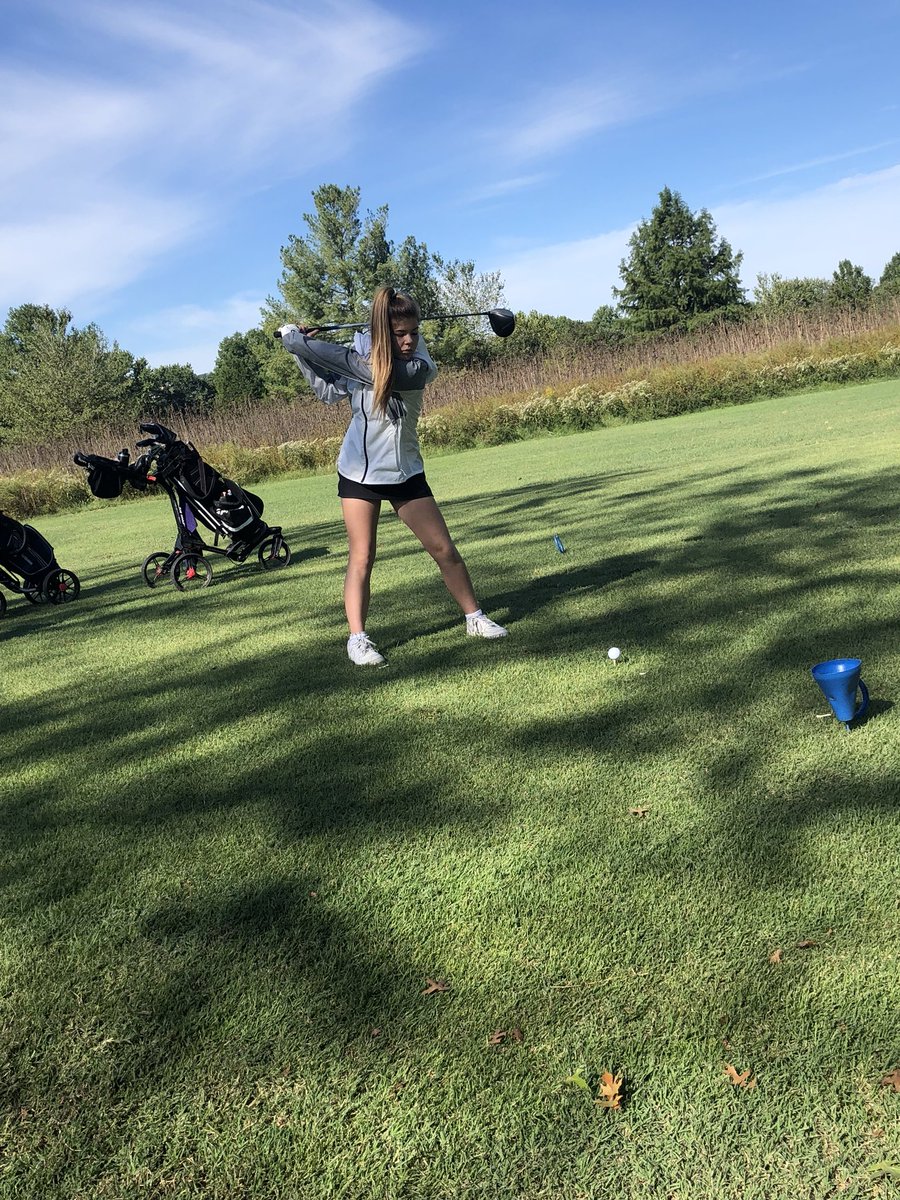 ClarkKatLHS's tweet photo. Beautiful day for some Conference golf!! #connectedlancer https://t.co/85IhnOOARQ