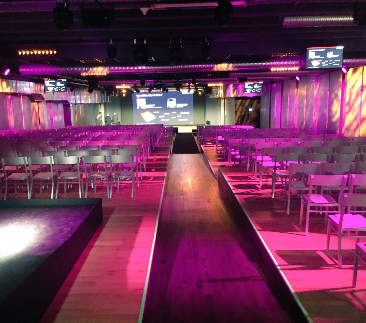 RWulfman's tweet photo. En attendant le lancement du Livre Blanc @SopraSteria_fr https://t.co/e0zBxILHpr