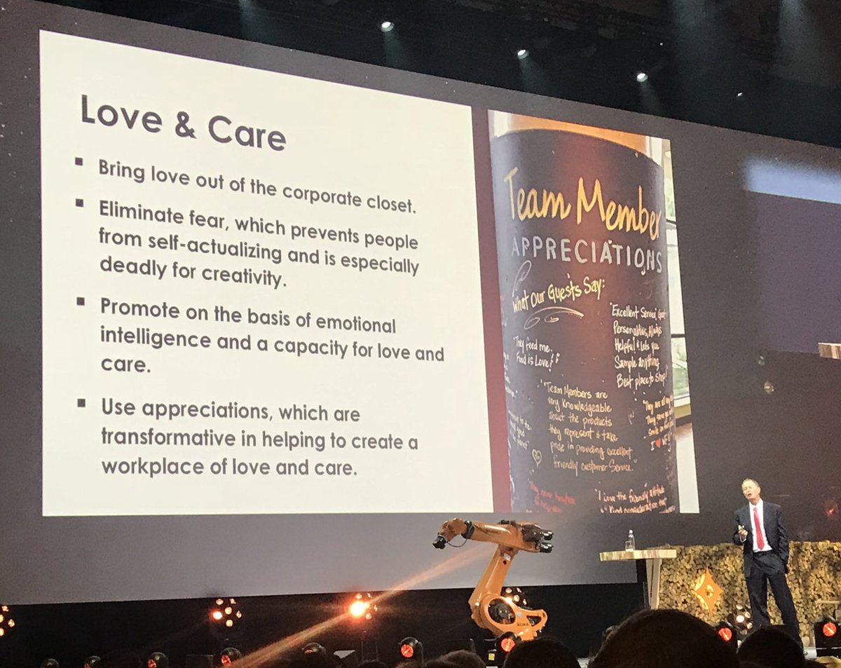 Ohjeita tiedostavaan johtajuuteen ja kapitalismiin John Mackeyltä. #rakkaus #NBForum18