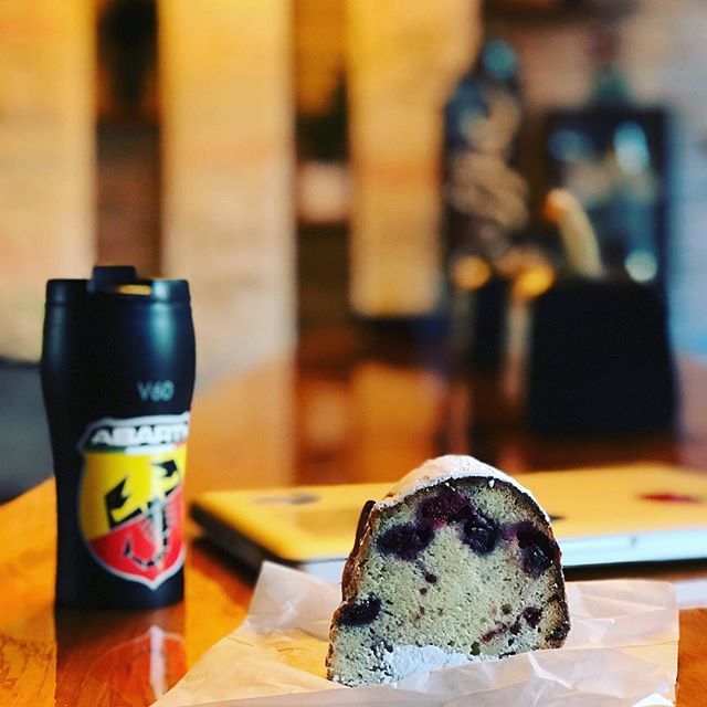 Back for more summer berries loaf from <a href="/stormcitycoffee/">stormcitycoffee</a> ...only place open that early on my way to Tangram. Their very delicate baked goods totally need a shout out! ift.tt/2NJcwFG