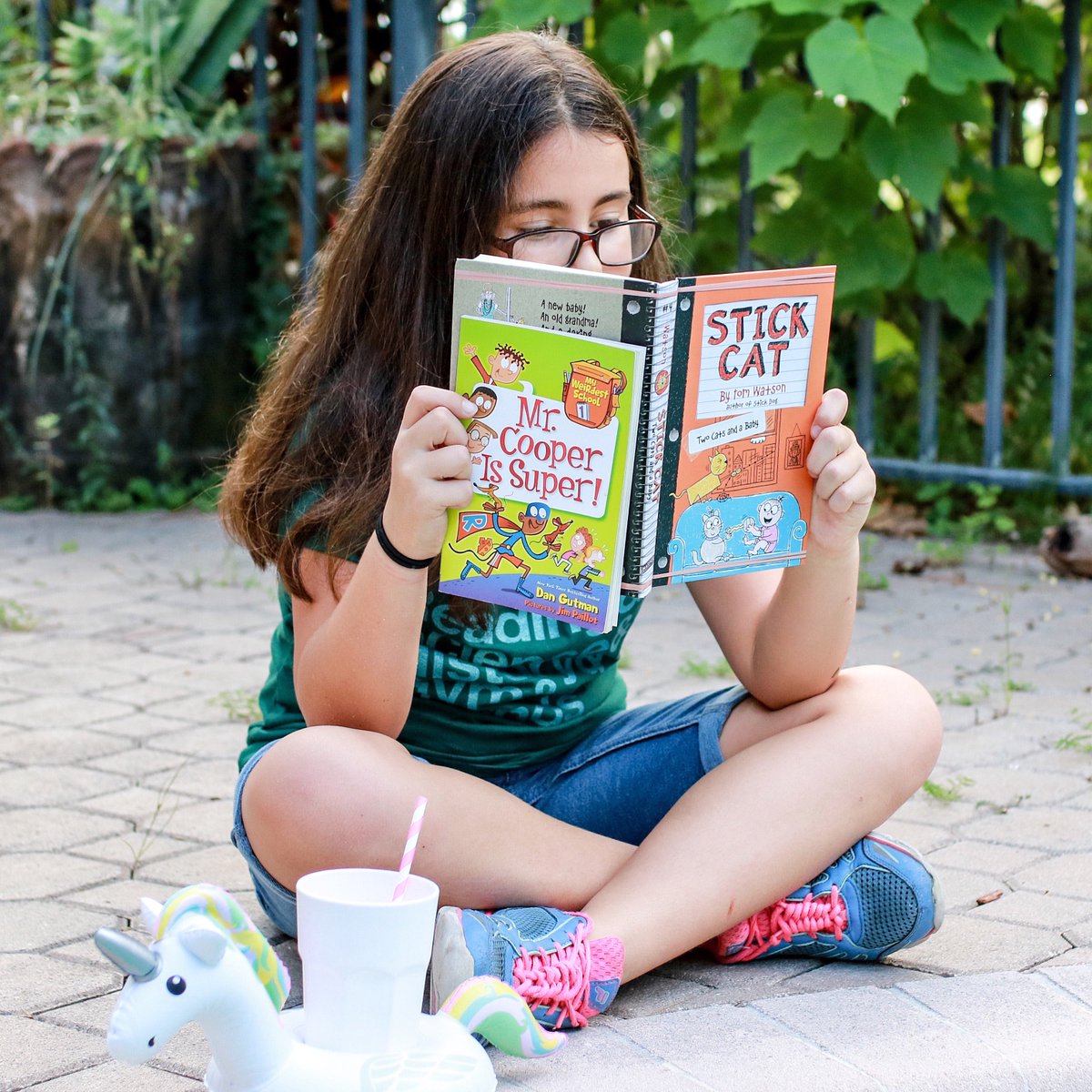 thesupermomlife's tweet photo. My girls love reading because I supply them with fun books that they’ll love! We’ve partnered with @HarperChildrens to let you know what Iyla’s currently reading, Stick Cat and My Weirdest School. #StickCat #MyWeirdSchool #ReluctantReaders Order yours >> https://t.co/Giljb3j1KQ https://t.co/oOyFe5Dshb