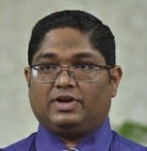 AblhoMP's tweet photo. Miee Qaumu Halabolikoh, Dhusthooree Nizam Fudu Fudu Kurumah Masakkaih Kuramundhaa Qaumah Qahdhaaru Bayeh. Mi Meehun Hifaa Hayyru Kurumah Salaamathee Khidhumaih Thakah Govaalan. @PoliceMv @MNDF_Official https://t.co/U54k7I28Pj