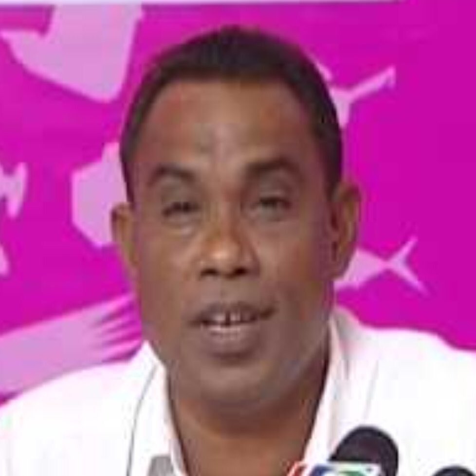 AblhoMP's tweet photo. Miee Qaumu Halabolikoh, Dhusthooree Nizam Fudu Fudu Kurumah Masakkaih Kuramundhaa Qaumah Qahdhaaru Bayeh. Mi Meehun Hifaa Hayyru Kurumah Salaamathee Khidhumaih Thakah Govaalan. @PoliceMv @MNDF_Official https://t.co/U54k7I28Pj