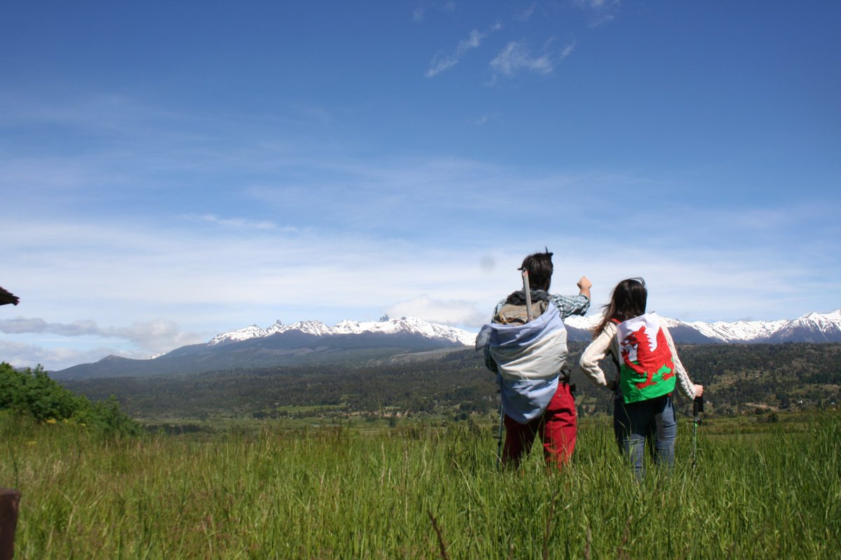 BCouncil_Wales's tweet photo. Three scholarships are available to learners from Patagonia to study Welsh in Wales next summer https://t.co/62jnfNPMw5 https://t.co/1pBvmJPDBj