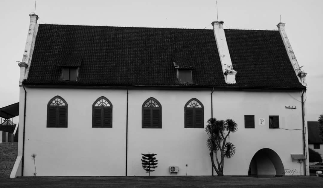 Fort Rotterdam, Historical Place Museum in Makassar  Indonesia.
#bwlovers #bwlover #instablackwhite #instablackandwhite #insta #instagood #blackandwhite #blackandwhitephotography #bnw_of_our_world #bnw_one #bnwsociety #awesomebnw #blacknwhite #blacknwhitephoto #bnwworld