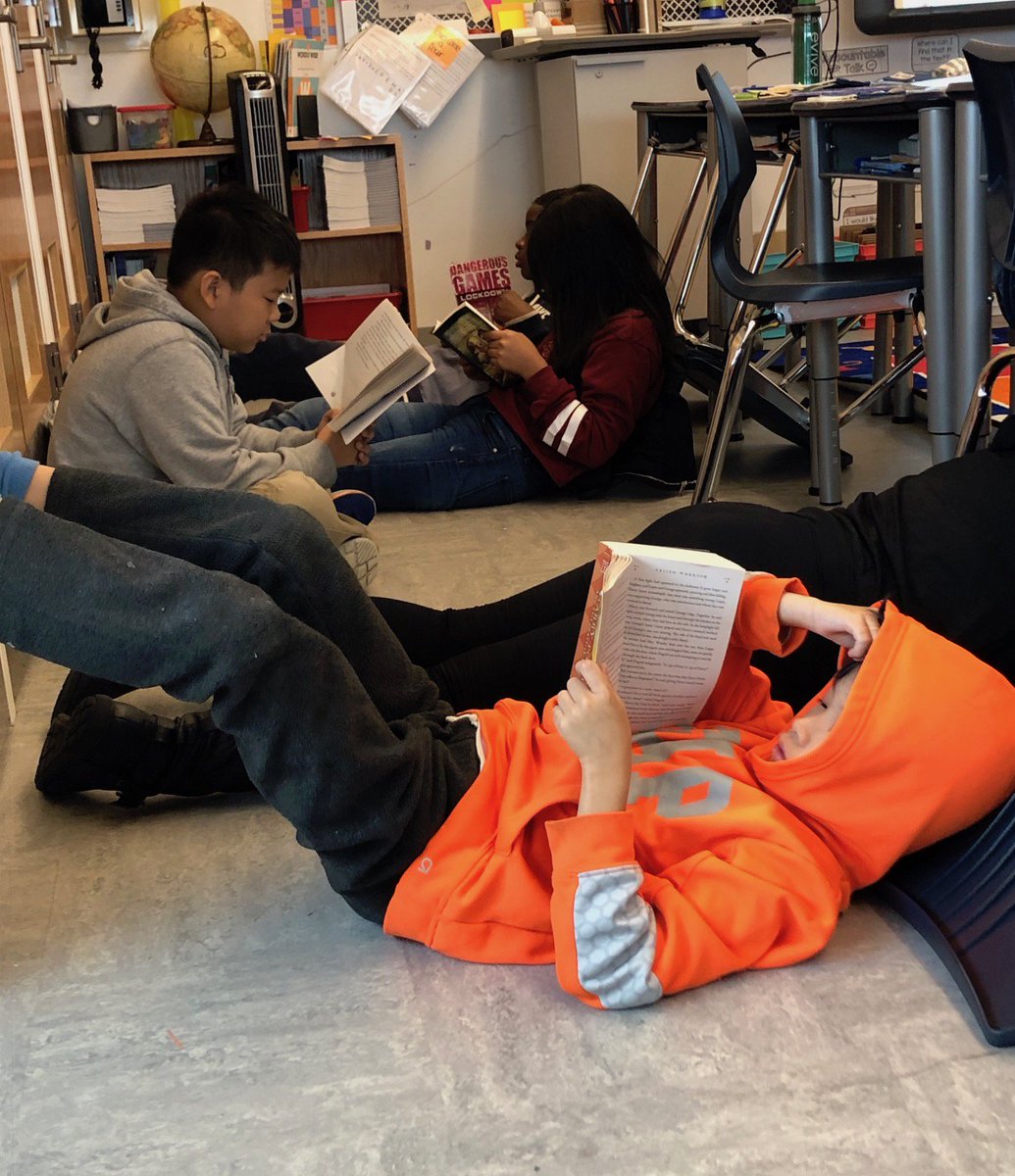 PS110Q's tweet photo. While exploring our reading goals, Class 5-1 learned that getting comfortable is really important when reading independently! https://t.co/okVQZpJlAV