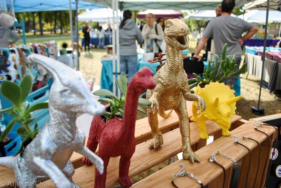WithrowMarket's tweet photo. ๐ S A T U R D A Y ๐ Join us at our Autumn Makers' Market! Expect a mix of locally crafted items along side all of our fresh farmers' market favourites โ there is sure to be something for everyone!
Thanks @MeridianCU at Danforth & Logan for supporting #handmadeinToronto! https://t.co/D2m0q1Coyp
