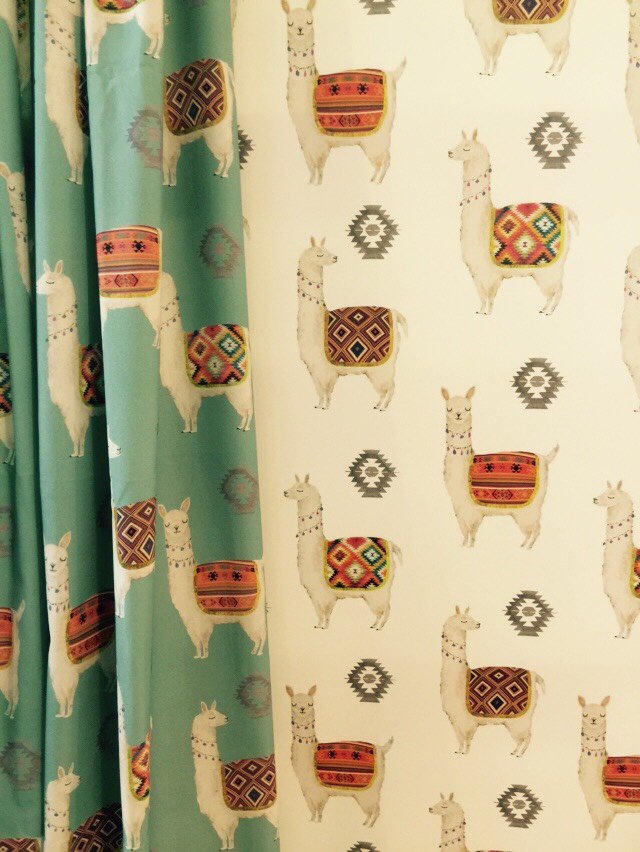 Found this great 'llama' design wallpaper/fabric combination on the Vilber stand at the 'Home Textiles Premium' trade fair in Madrid! Contact us for further details: design@paper moon.co.uk #llamas #fabric #furnishingfabrics #interdesign s #alpaca #wallpaper #home