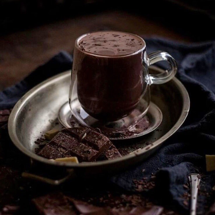 apetitofb's tweet photo. If you’re accustomed to dark chocolate, we’ve got exactly what you should be sipping on! Whittard’s rich and dark 70% Cocoa Hot Chocolate isn’t for the faint of heart! 🍫
.
.
Buy the product here: https://t.co/EbqyMpPffS https://t.co/fcXVq9AAdg