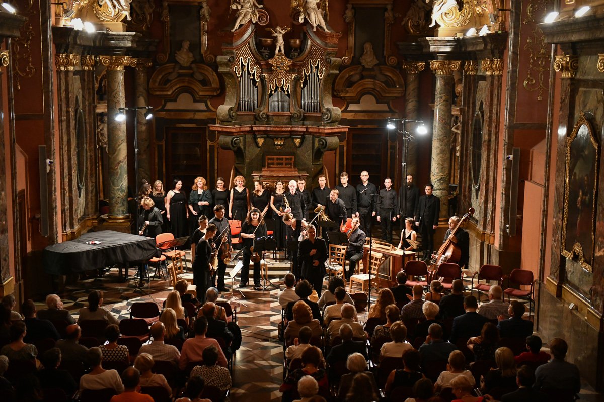 MusicaFlorea's tweet photo. #MusicaFlorea #orchestrainaction #Vanhal https://t.co/fKpglDgEcu https://t.co/qyMgiTYXJv
