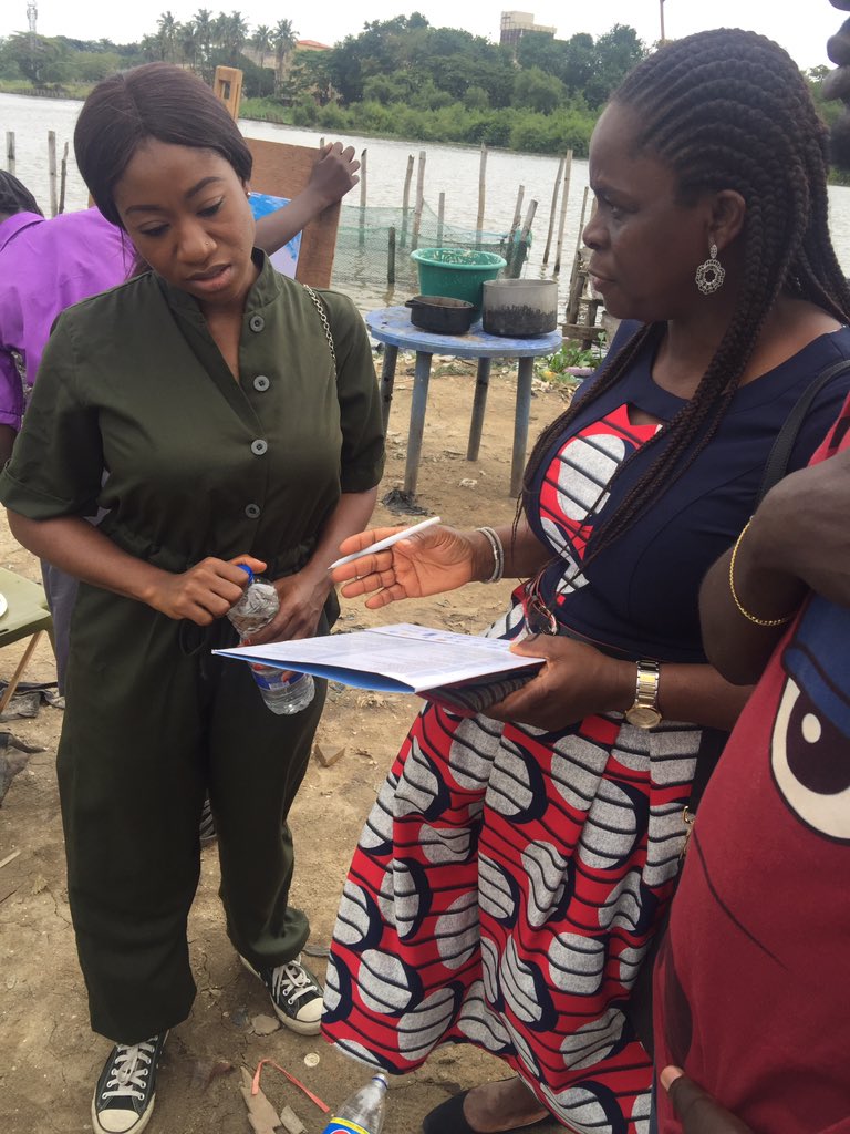 adetunwase360_'s tweet photo. It was a great event yesterday. #TheSlumArtKickoff at Bariga. special thanks Ade Laoye for lending her support to the cause #Slumart #UNproject #bariga https://t.co/4mToRAx0h2