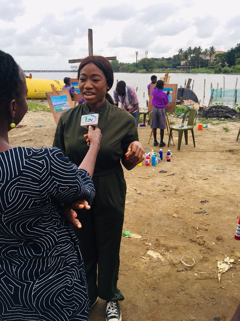 adetunwase360_'s tweet photo. It was a great event yesterday. #TheSlumArtKickoff at Bariga. special thanks Ade Laoye for lending her support to the cause #Slumart #UNproject #bariga https://t.co/4mToRAx0h2