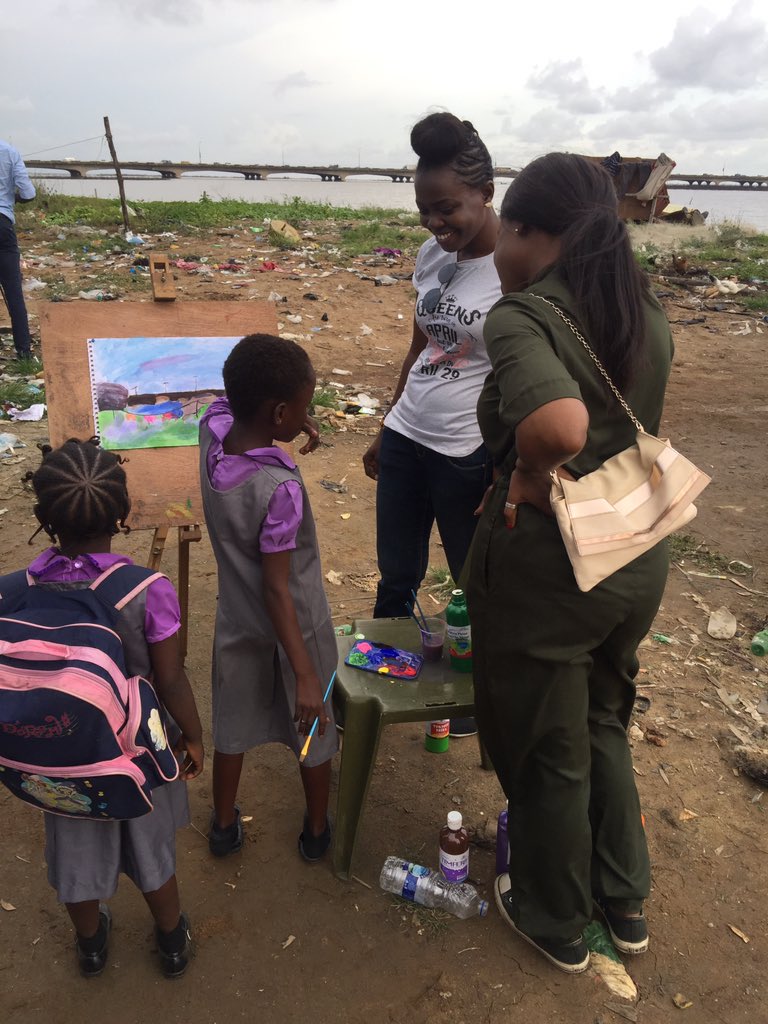 adetunwase360_'s tweet photo. It was a great event yesterday. #TheSlumArtKickoff at Bariga. special thanks Ade Laoye for lending her support to the cause #Slumart #UNproject #bariga https://t.co/4mToRAx0h2