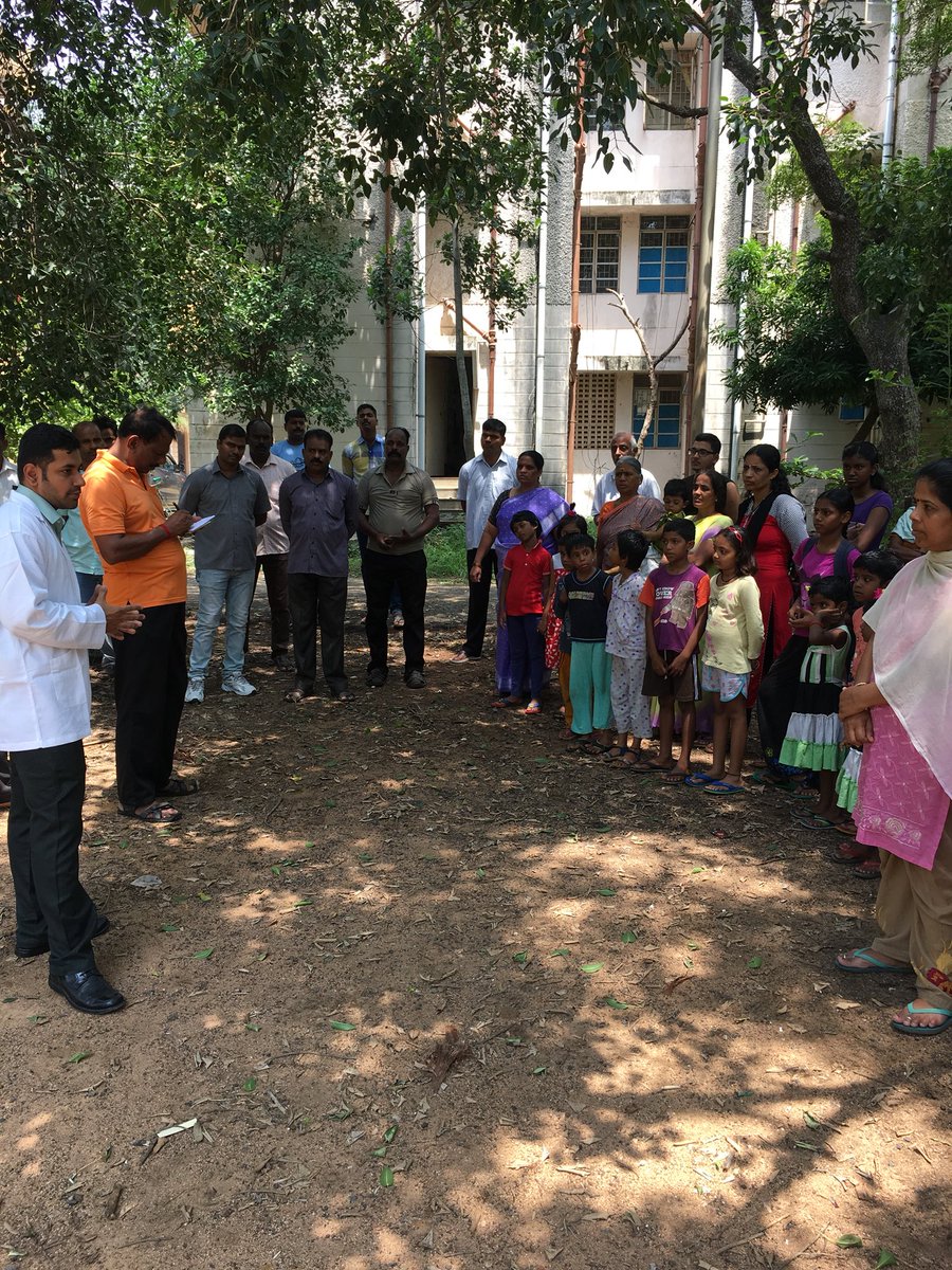 #hygieneandsanitation Swatcha hi sewa ,door to door awareness on hygiene and  health to family members of GC Avadi by MO'S of CH Avadi <a href="/chavdcrpf/">CH CRPF AVADI</a> @crpfnews <a href="/crpfindia/">🇮🇳CRPF🇮🇳</a>