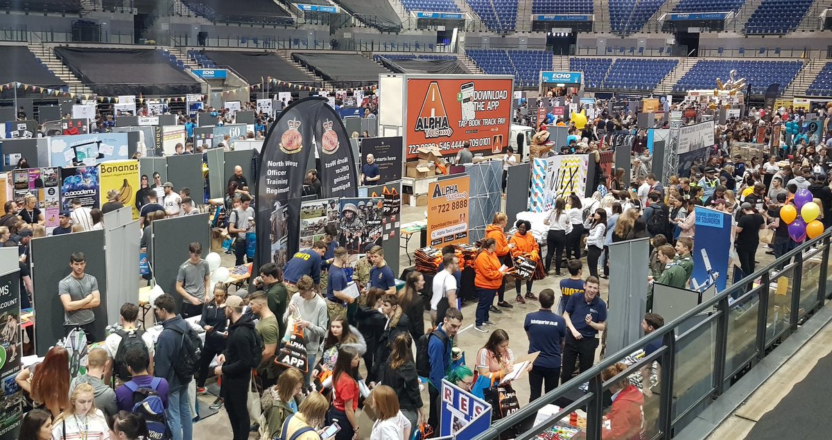 MandSBankArena's tweet photo. Lots of students, lots of stands, lots of offers and lots of freebies at #FreshersFair today! https://t.co/HCk6KqLsN9