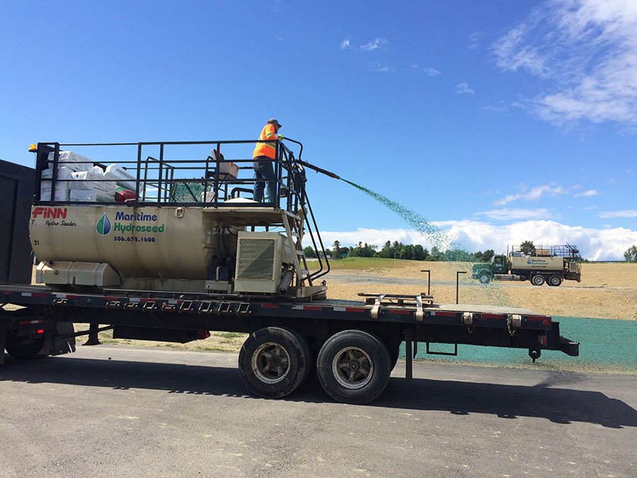FinnCorporation's tweet photo. Honorable Mention in the WTF? Photo Contest. Great pic Chris!! Chris Thompson of Maritime Hydroseed Ltd. in Saint John, New Brunswick - Fibramulch is Chris's Dealer. #GreatEndUsers https://t.co/mnNMMKQXft