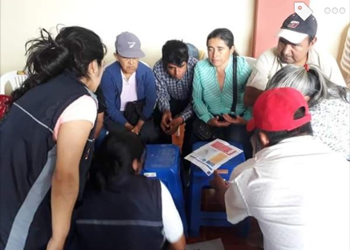 OMDfundacion's tweet photo. #Escueladefamilias Participación y empoderamiento de la Familia para prevenir las violencias. 
A usuarios de los proyectos de discapacidad y gerontologia de la Parroquia #Changaimina
Contamos con la presencia de analistas del distrito #Mies #Calvas https://t.co/vhFUFjOHtI