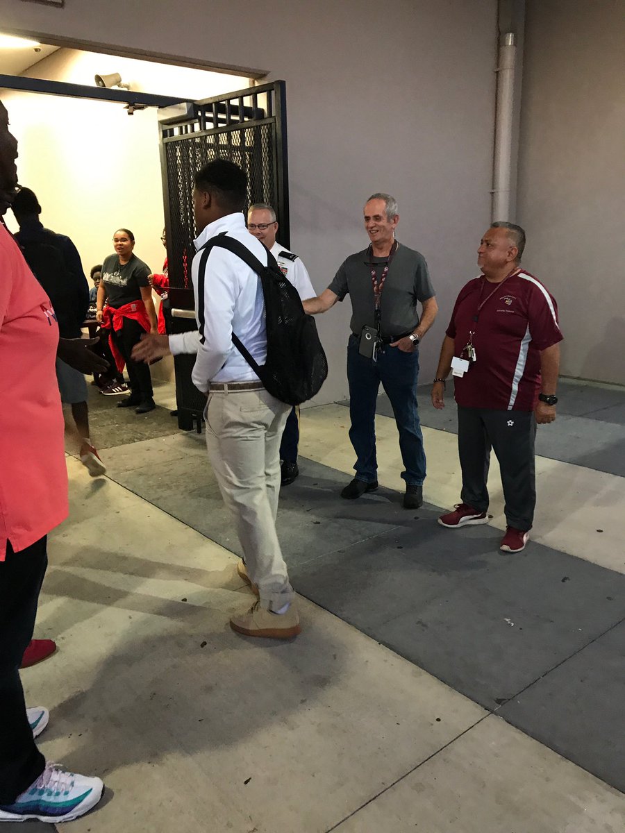 MiamiNorlandSHS's tweet photo. The love of a father is one of life’s great masterpieces. #DTYCTSD #FLDadsAtSchool18 https://t.co/YtTI5c5rAg
