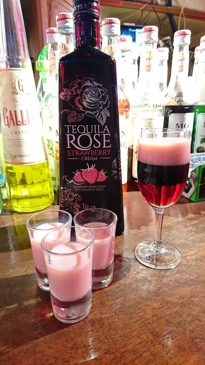 11周年 0円bar 秘密基地アジト熊本 בטוויטר テキーラローズ 18年 話題の パリピ酒 テキーラローズ を入荷いたしました ローズ という名前ですがストロベリー の香りがするテキーラです アルコール15度 なのでショットでも 画像のような