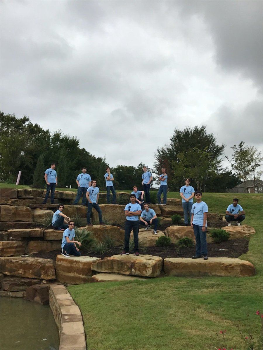Meet your 2018-2019 Flo Mo Choir! So thankful the weather was nice on Monday &amp; Tuesday - this year is off to a great start!! PICTURED: Women's Concert Choir, Men's Chamber Choir, C'est la Vie , Vocal/ease