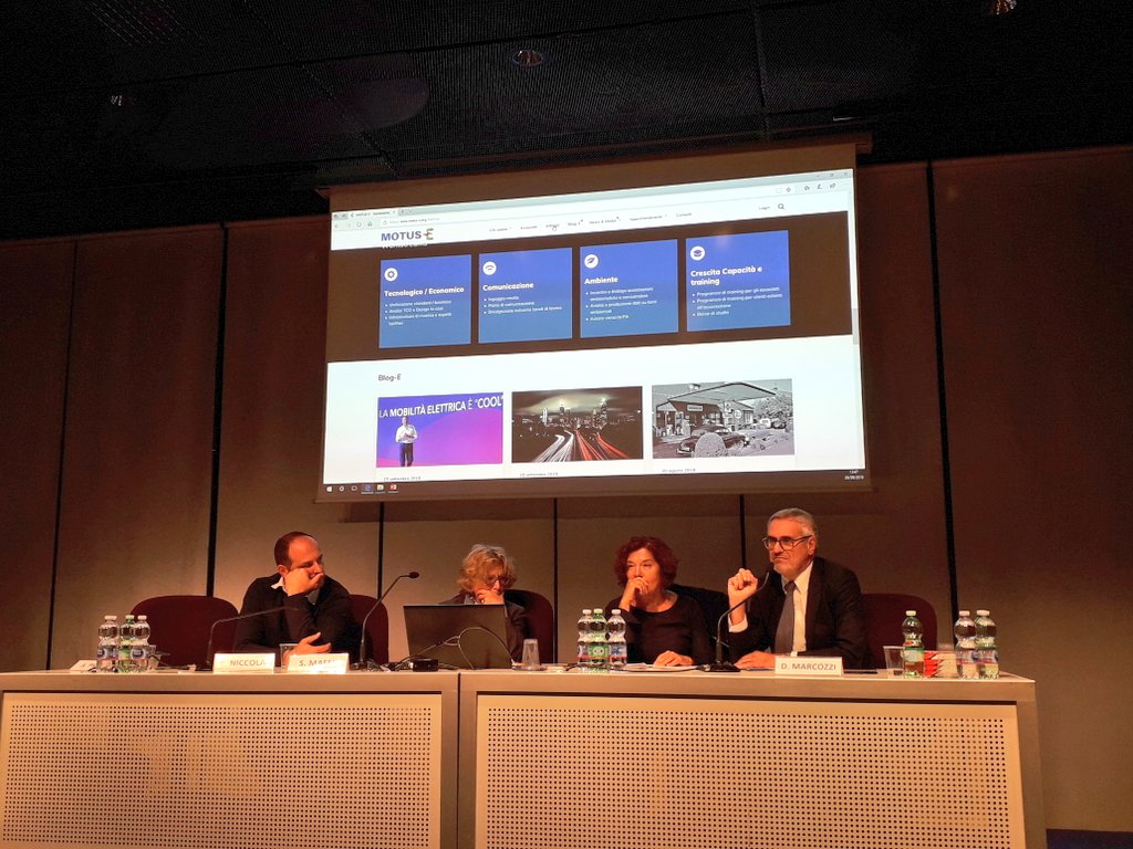 motus_e's tweet photo. Oggi a Milano per #Thatsmobility
"Accelerare la transizione dell'elettrico ĆØ il principale obiettivo di MOTUS-E"
#MobilitĆ Elettrica #MobilitĆ https://t.co/c9OTf9DgHZ